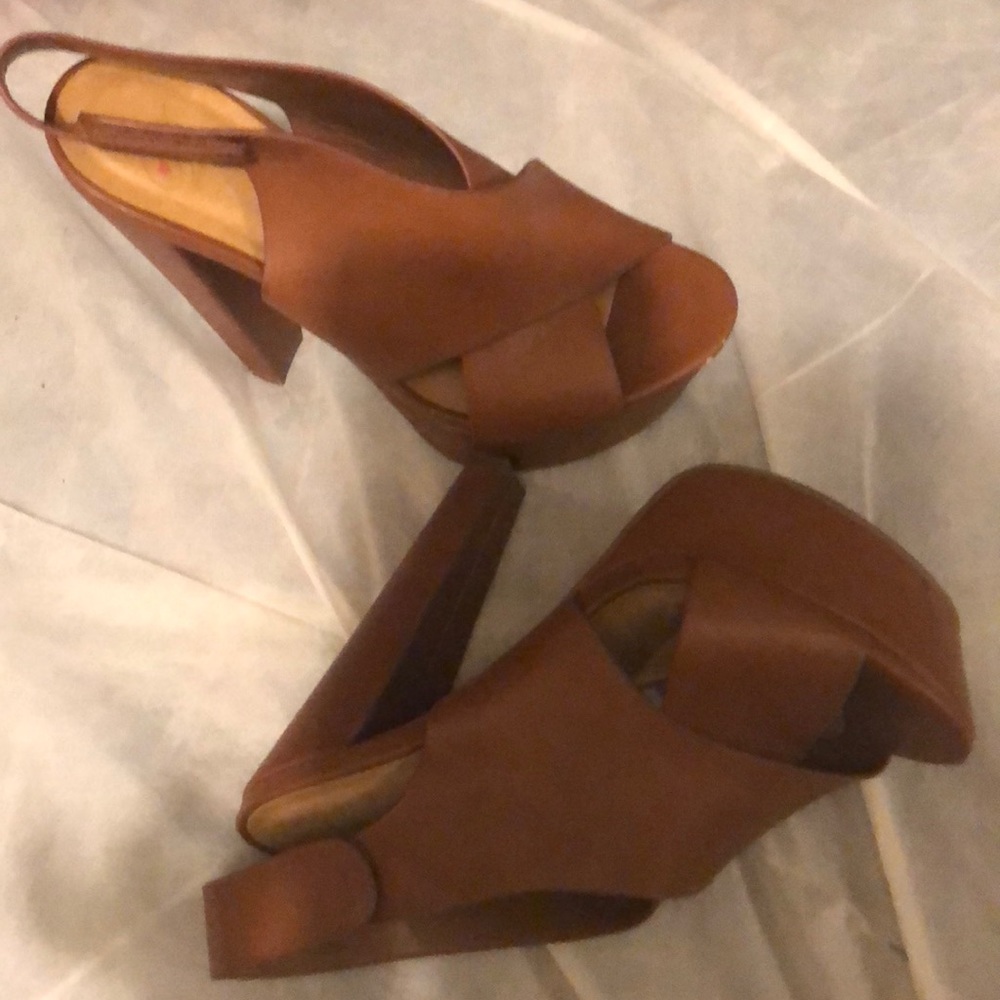 Tan Velcro strap sandals